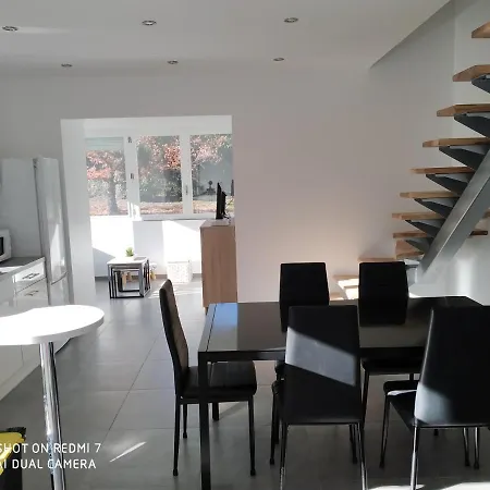 Duplex 3 Chambres Avec Climatisation Et Terrasse * Saint-Jean-de-Maurienne